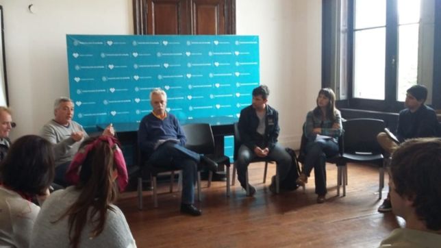 el pedido por trabajo en los barrios aparecio en la mesa dialogo social