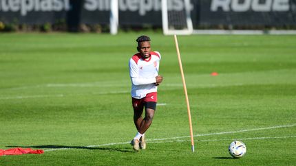 Colorado Rapids se refirió a la salida de Manyoma y le deseó éxito en su vuelta al Pincha