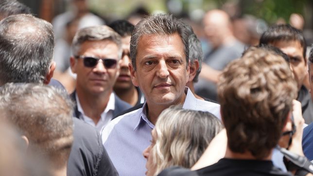 sergio massa pidio unidad en el peronismo y advirtio que la division favorece a javier milei