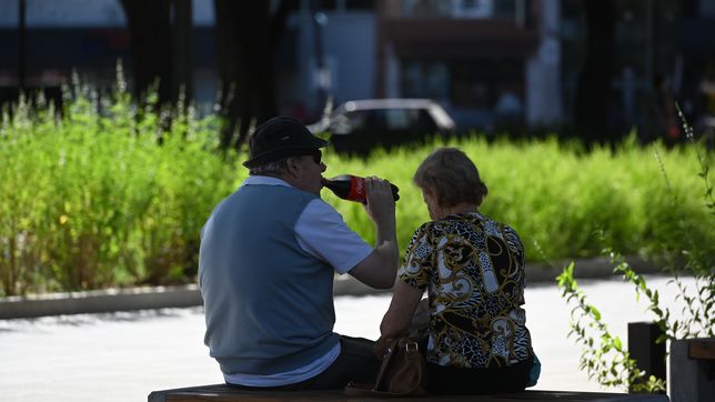 sube la temperatura en la plata y se esperan mas de 30°c, en la previa de la ola de calor