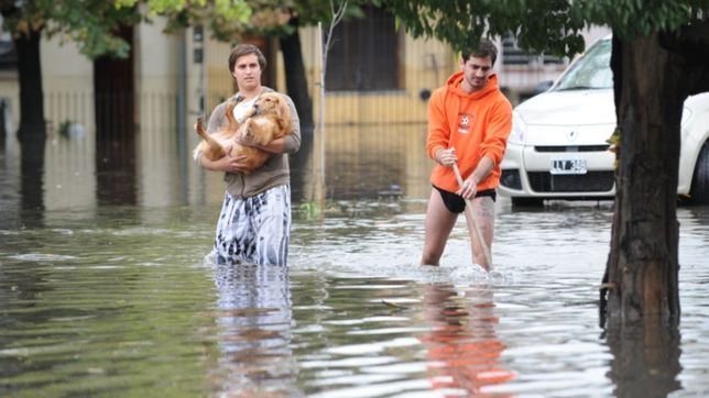 convocan a un ruidazo por el decimo aniversario de la historica inundacion de la plata