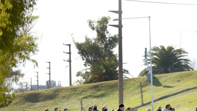 vacunacion libre para mayores de 40 anos: ¿donde estan las nuevas postas en la plata?