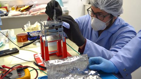 La UNLP formará parte del regreso de astronautas a la Luna con un microsatélite
