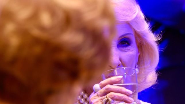 sorpresa y revuelo en el centro de la ciudad: ¿a que vino mirtha legrand a la plata?