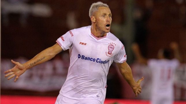 la conmovedora foto de damonte con un desocupado que se hizo viral