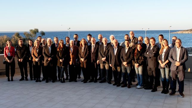 adepa constituyo a su nuevo consejo ejecutivo en un encuentro en puerto madryn