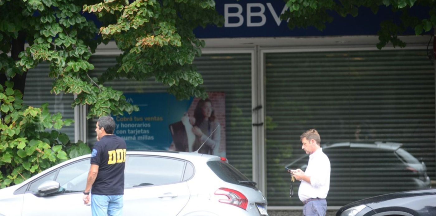 1584542256320.jpg?x=7&y=49&width=1486&height=743&rotate=0&scaleX=1&scaleY=1&ow=1500&oh=996&&cw=1920&ch=950