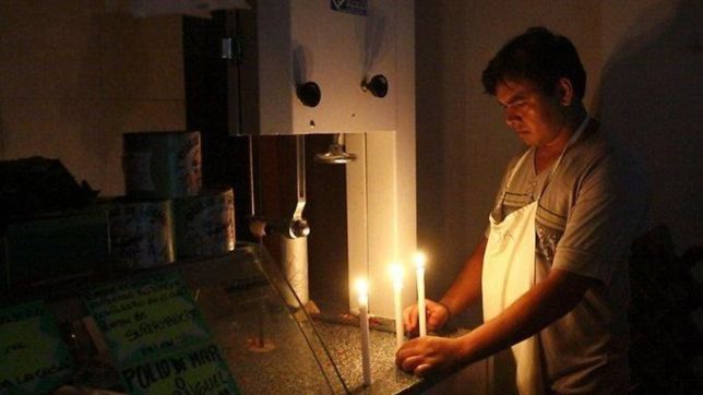 edelap beneficiada con un tarifazo de 1.000% no puede atender a los vecinos en una crisis