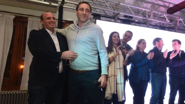 la presentacion del equipo de garro, en fotos