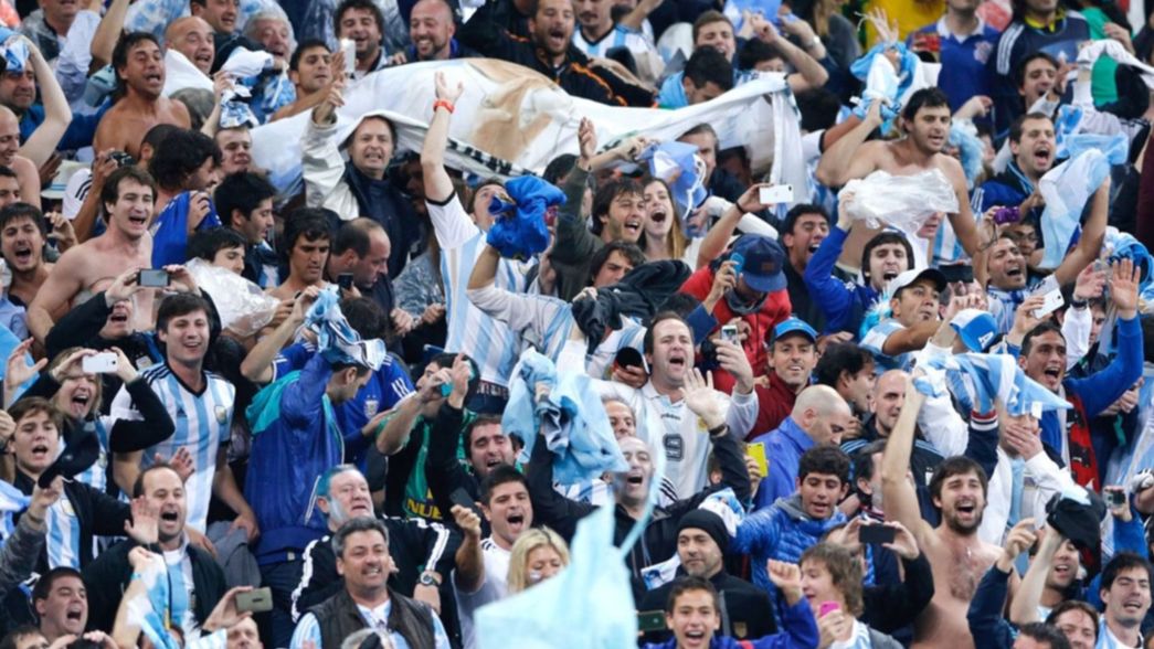 Aforo del 30% y espectadores sentados: así será la vuelta de los hinchas a la cancha