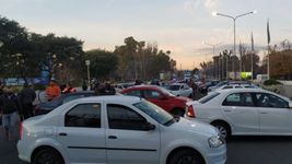 remiseros de la plata salen a la calle a reclamar contra uber, cabify y didi remiseros de la plata salen a la calle a reclamar contra uber, cabify y didi