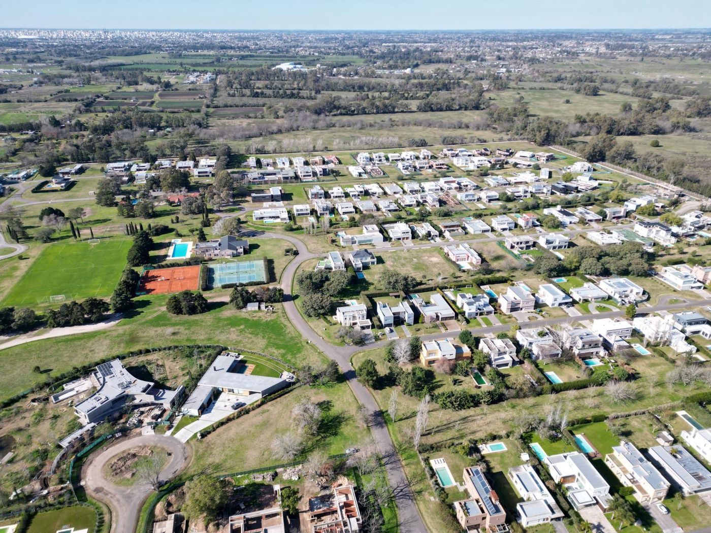 Lomas de City Bell.jpg