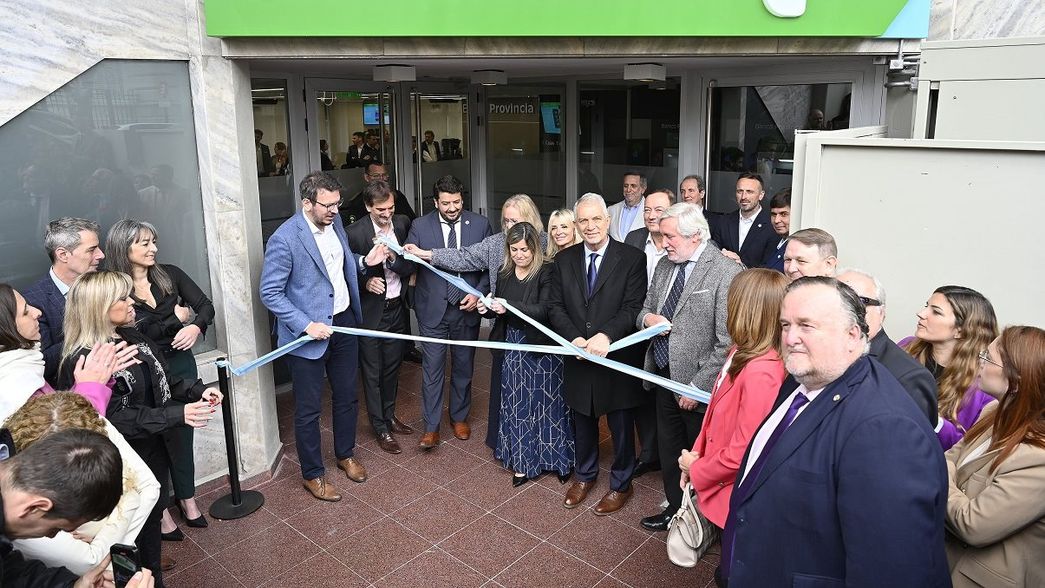 Reinauguraron la sucursal del Banco Provincia en los Tribunales de La Plata