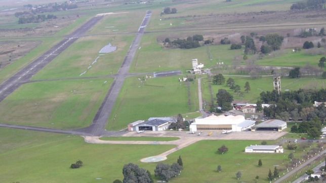 el arzobispo de la plata milita y pide por la reactivacion del aeropuerto local