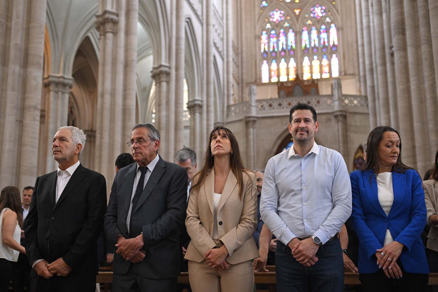 Primera fila: Julio Alak, Carlos Bonicatto, Lucía Iáñez, Marcelo Galland y Ana Laura Ramos. 