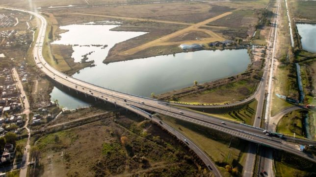 movimientos sociales cortaran la subida de la autopista la plata-buenos aires