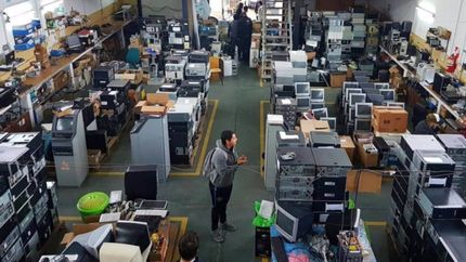 La UNLP lanza una campaña solidaria para reparar computadoras y donarlas