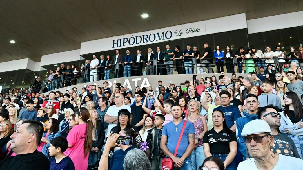 El Hipódromo de La Plata busca un nuevo símbolo y lanzó un concurso para artistas bonaerenses