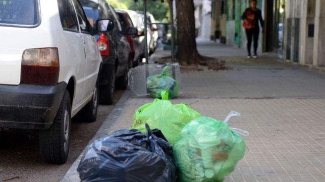 ¿se puede sacar la basura durante el feriado de este viernes?