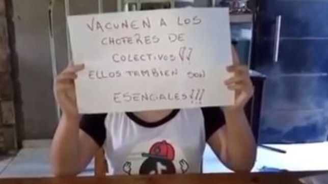 el emotivo video de una nena que pide que vacunen a los choferes de micros contra el covid