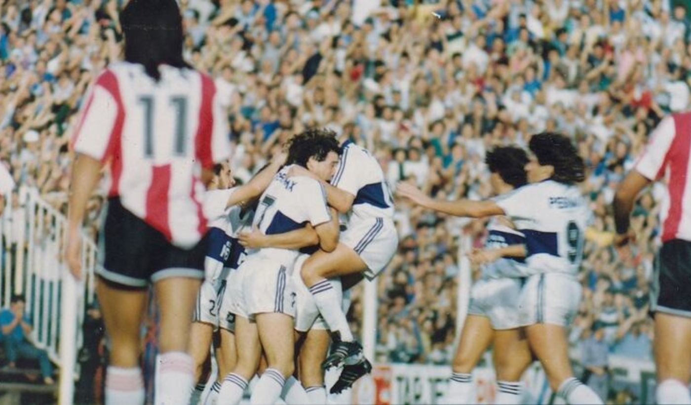 Gimnasia Estudiantes gol del Terremoto.png