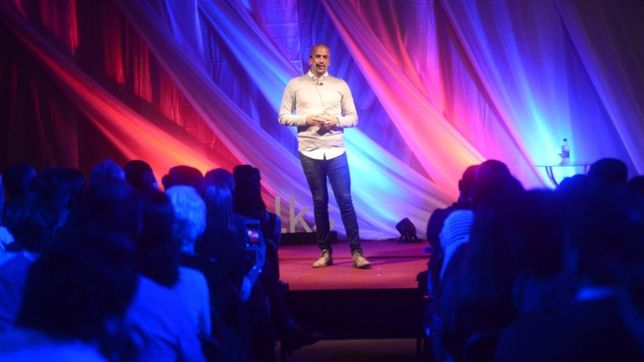 con veron y destacados deportistas platenses, cerraron las ude talks en la plata