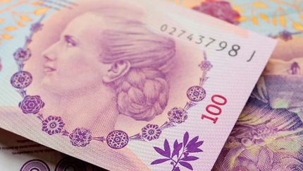 Gremios reclaman por un bono en medio de la volatilidad del dólar y la alta inflación
