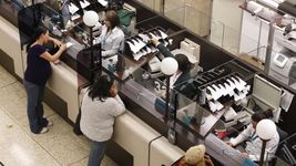 los trabajadores bancarios retomaron las paritarias y acordaron un salario inicial de casi $2 millones los trabajadores bancarios retomaron las paritarias y acordaron un salario inicial de casi $2 millones