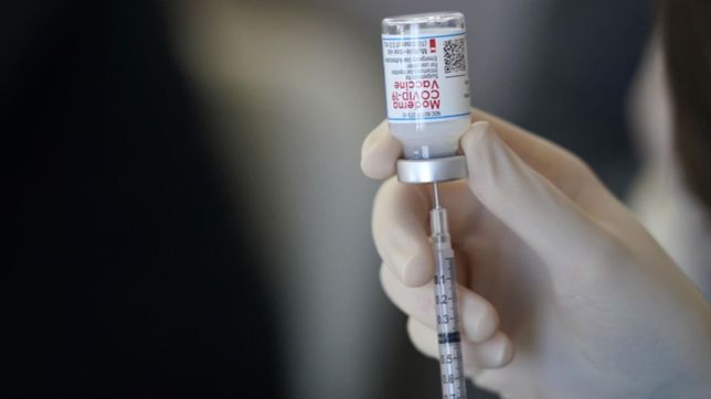 ¿cuanto tiempo dura la proteccion de las vacunas contra el coronavirus?