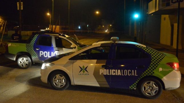 brutal pelea vecinal en barrio aeropuerto: balearon a un hombre en la cabeza