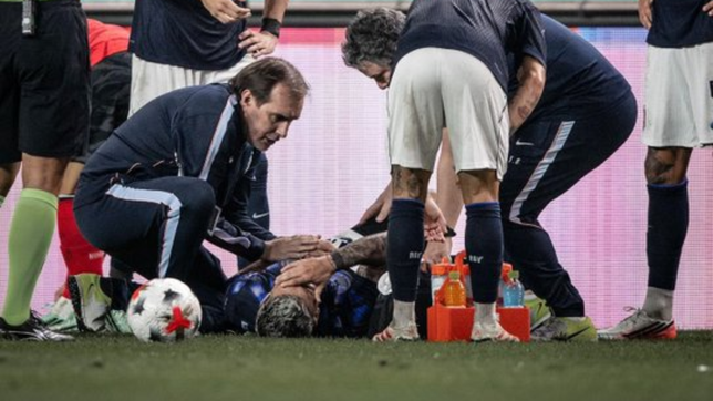 flamengo confirmo la grave lesion de de arrascaeta antes de enfrentar a estudiantes