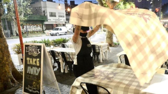 llega el dia del empleado de comercio: ¿cuando es, que cierra y como se paga?