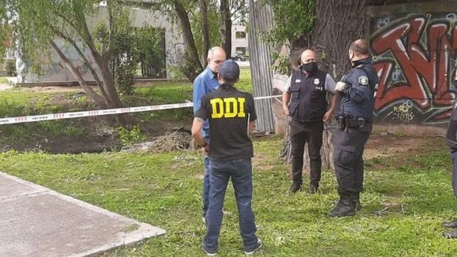 conmocion en berisso por el hallazgo de un cadaver a metros de la rotonda favaloro