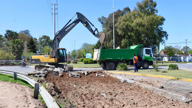la reparacion del camino vergara que une la plata y ensenada entro en su etapa final