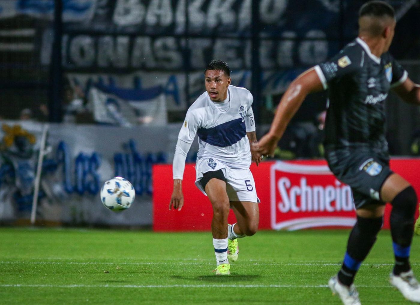 Rodrigo Saravia Gimnasia.jpg