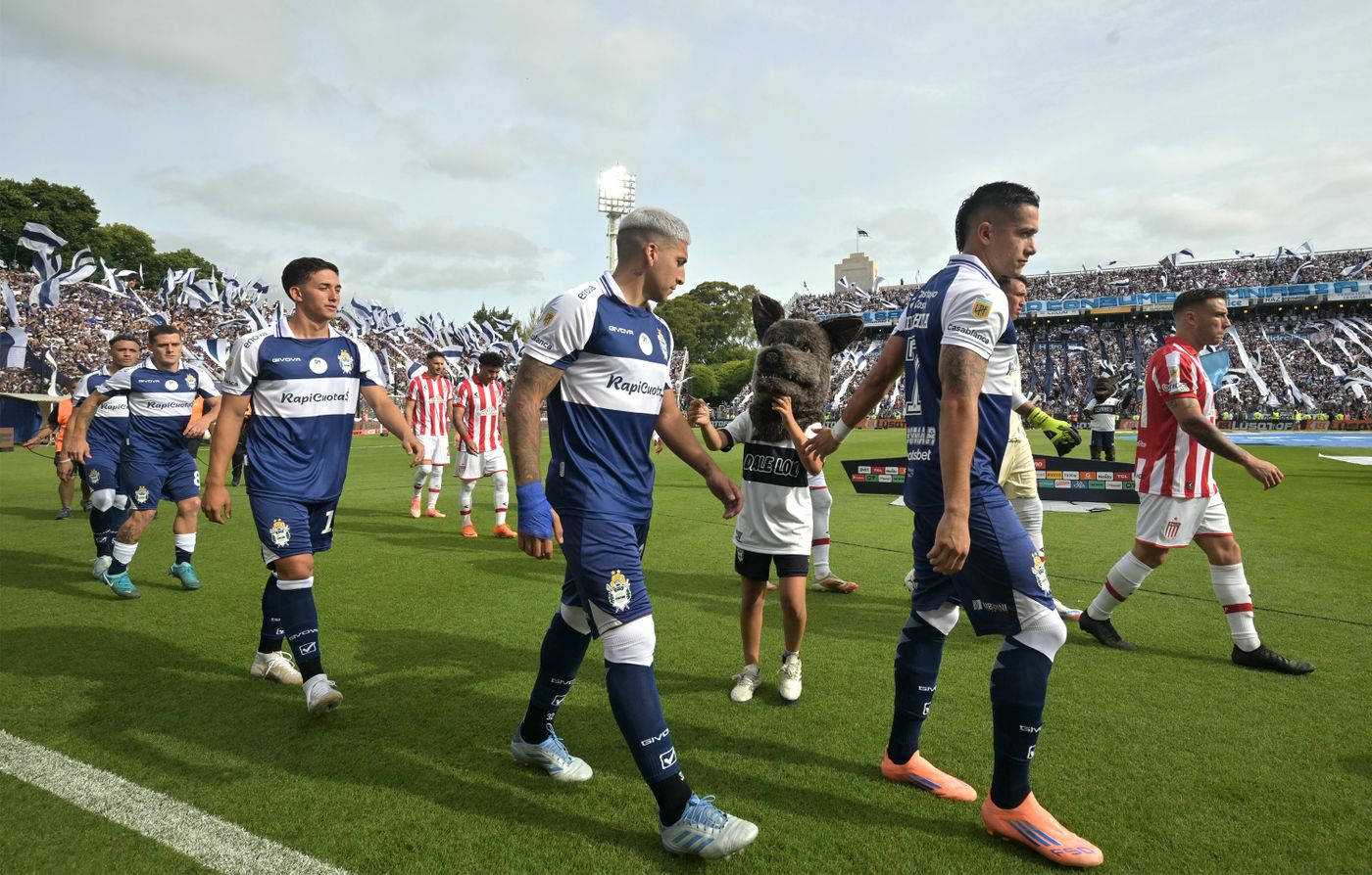 Clásico platense Gimnasia Estudiantes semifinal Bosque Ingreso equipos