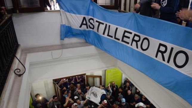 el secretario de ate, tras la toma en economia: no fue una extorsion, fue una presencia pacifica
