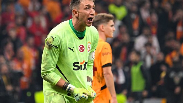 ¿que pasa entre fernando muslera, estudiantes y penarol?