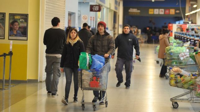 2x1, 3x2 y megadescuentos: ¿como es el black friday que arranca hoy en la plata?