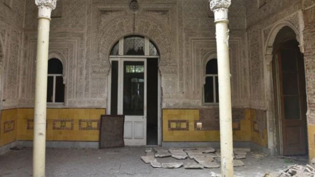 abandonada y en ruinas: asi esta por dentro la casa arana, patrimonio historico platense