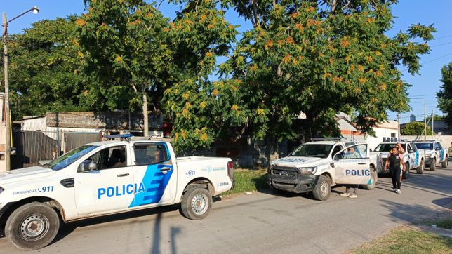 una mujer y sus tres hijos fueron sorprendidos por ladrones armados mientras dormian y los desvalijaron