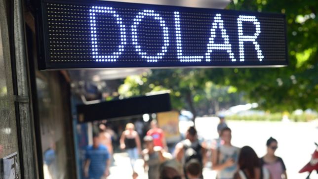 endurecen el cepo y restringen las operaciones con tarjeta en el exterior