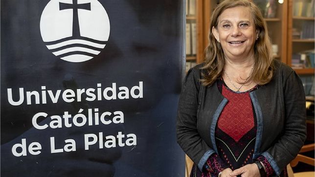 ratificaron a rita gajate como rectora de la ucalp por otros cuatro anos