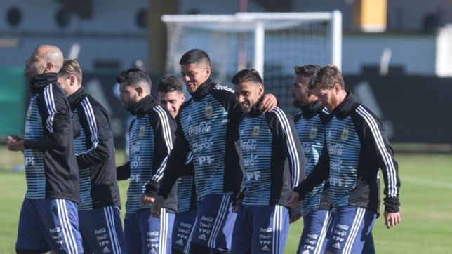 la seleccion argentina juega frente a haiti y se despide de su gente: tv, horario y formaciones