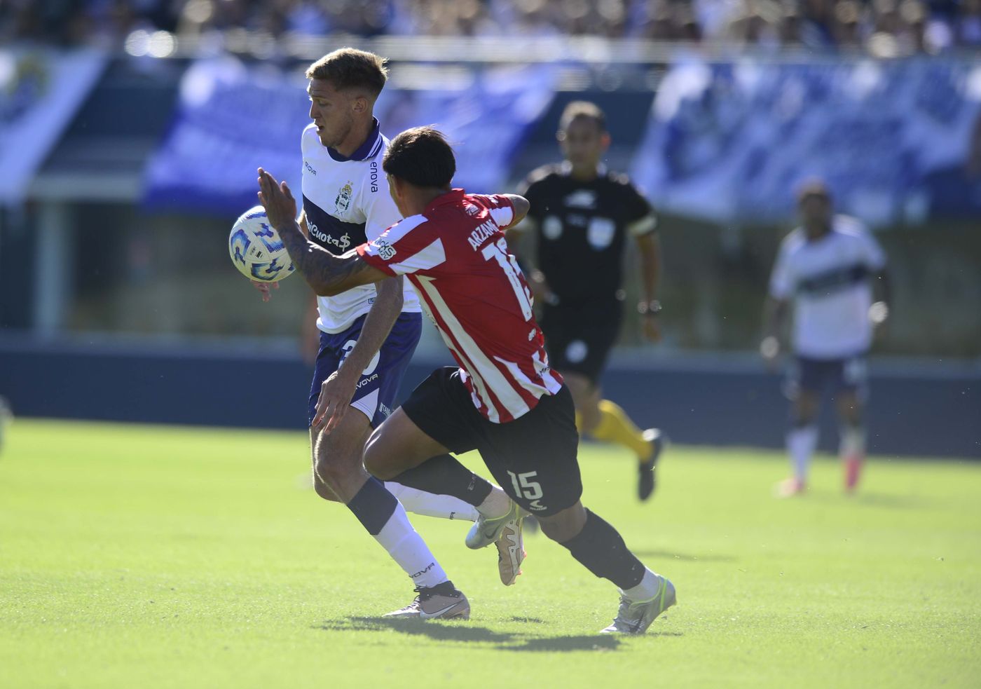 Gimnasia Estudiantes Clásico Platense Castillo Arzamendia.jpg