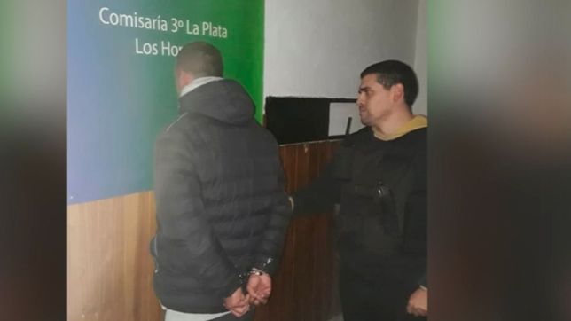 es empleado de la uocra, tenia libertad condicional y cayo por robarle a una vecina