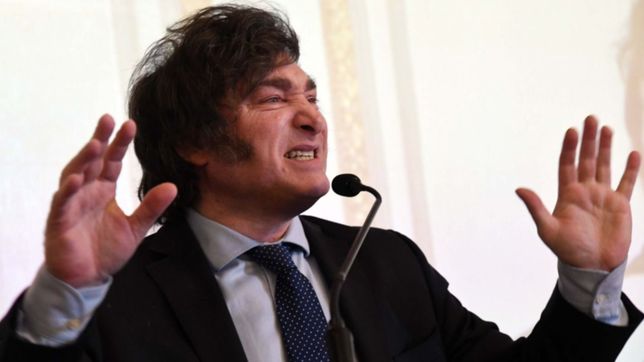 lapidaria definicion de un medio neoliberal sobre milei: peligroso para la democracia