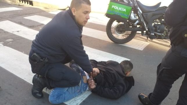 tiros, corridas y una persecucion de pelicula en pleno centro de la plata