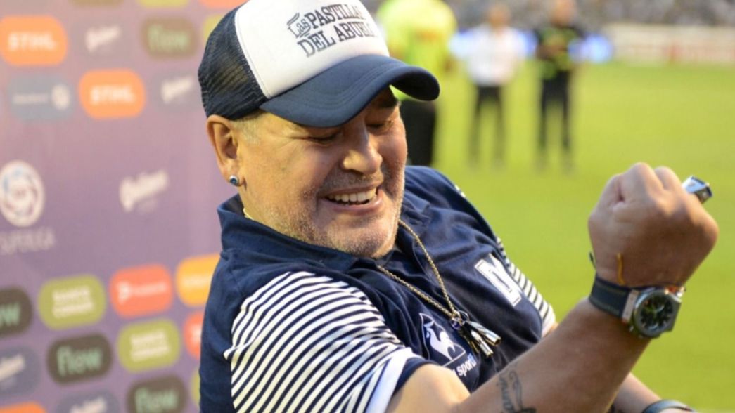 Construirán una estatua de Maradona en el Bosque