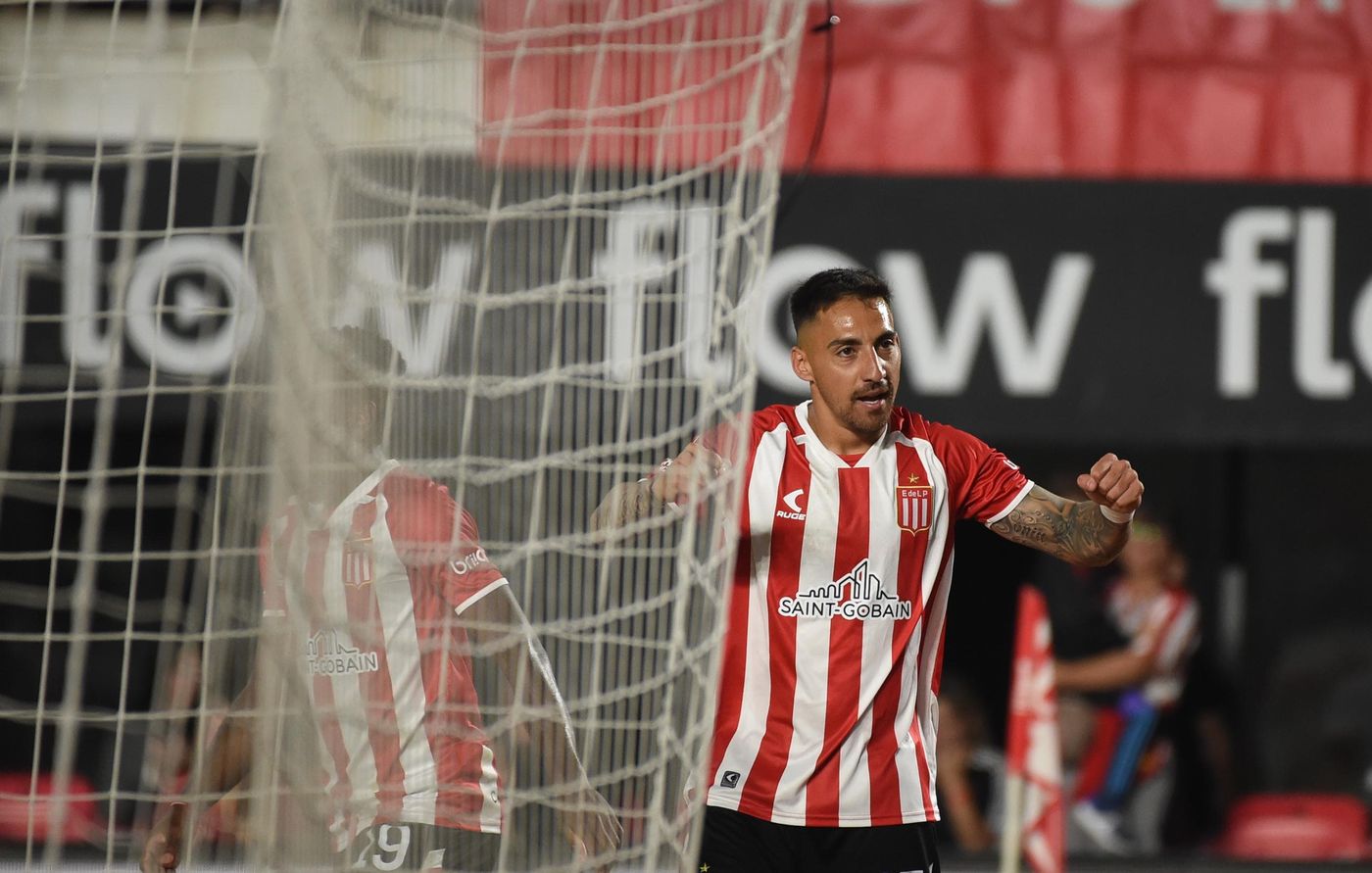 Estudiantes Central Córdoba Correa gol 2.jpg